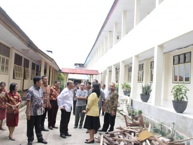 Mentri Pendidikan di SMASKRIS