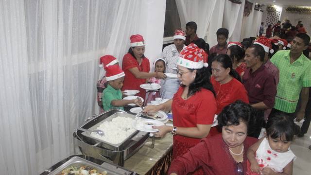 NATAL GURU DAN PEGAWAI 2016